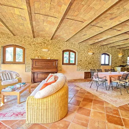 Santa Lucia Sleeps 17 Pool Wifi Villa *